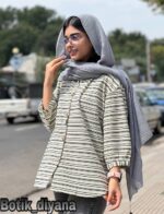 شومیز راه راه مدل نلا